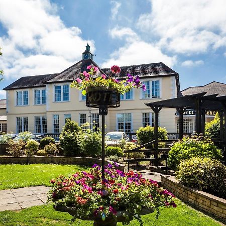 The Glencarn Hotel Castleblayney Exterior photo